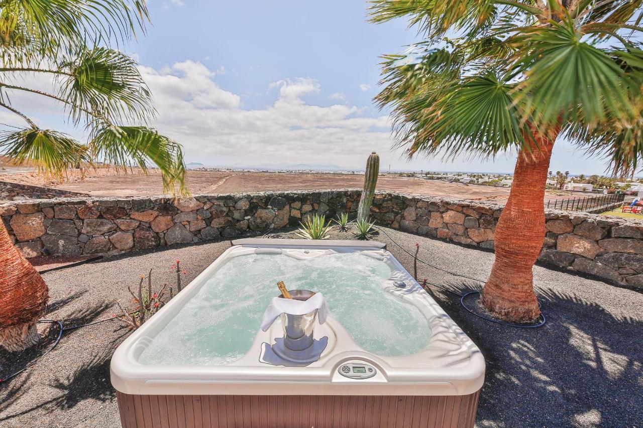 Sea Winds Lanzarote Villa Playa Blanca  Exterior photo